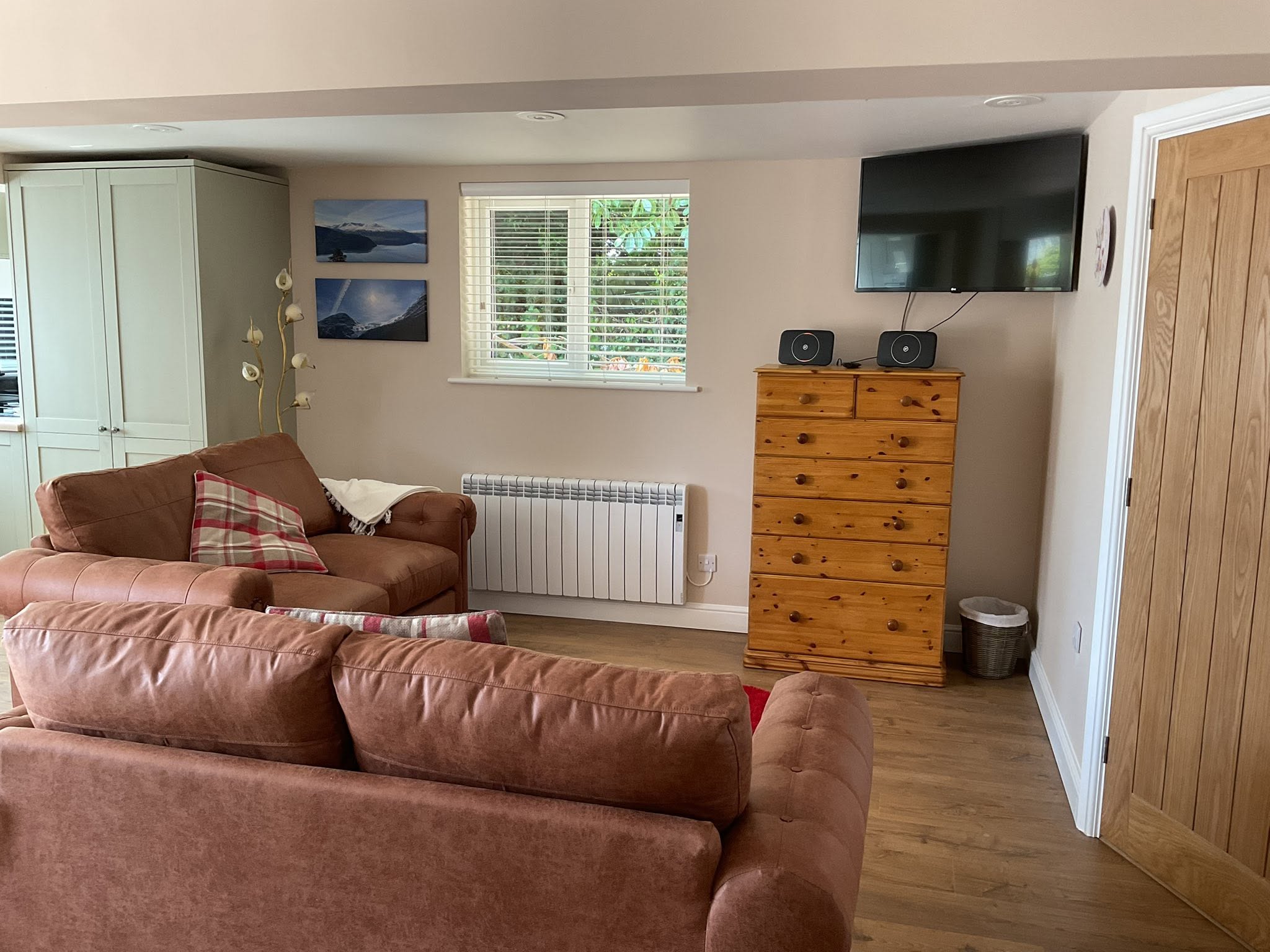 The dining area seen from the lounge